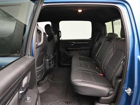 Used 2024 RAM 1500 Big Horn AWD/4WD image 11