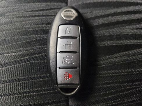 Used 2019 Nissan Sentra SV w/ Special Edition Package FWD image 32