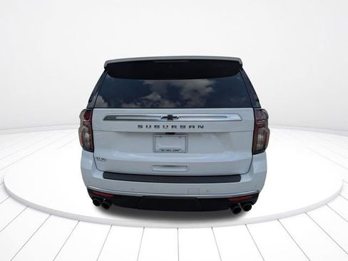 Used 2021 Chevrolet Suburban High Country image 5