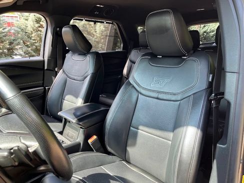 Used 2020 Ford Explorer ST AWD/4WD image 9