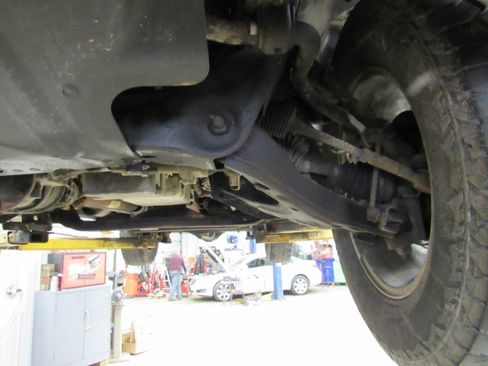 Used 2012 Chevrolet Colorado LT image 11