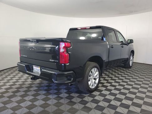 Used 2022 Chevrolet Silverado 1500 Custom image 4