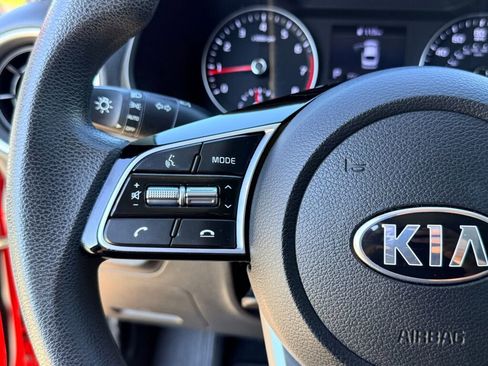 Used 2021 Kia Forte LXS image 28