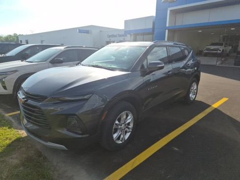 Used 2019 Chevrolet Blazer LT FWD image 2