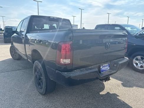 Used 2015 RAM 3500 Big Horn w/ Black Appearance Group AWD/4WD image 6