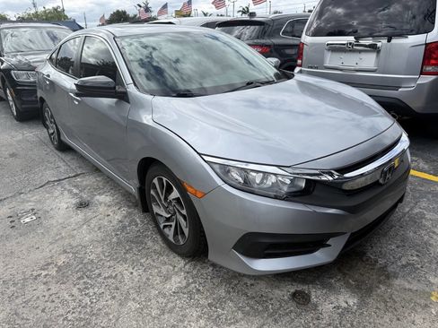 Used 2016 Honda Civic EX image 5