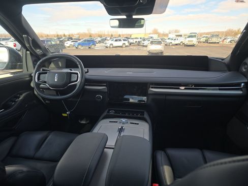 Used 2025 Lincoln Navigator L Reserve w/ Jet Appearance Package image 15