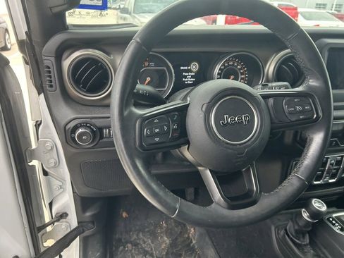 Used 2018 Jeep Wrangler Unlimited Sport S image 6