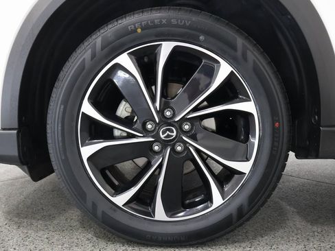 Certified 2022 MAZDA CX-5 AWD 2.5 S w/ Premium Plus Pkg image 5