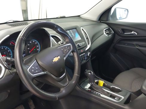 Used 2018 Chevrolet Equinox LT FWD image 17
