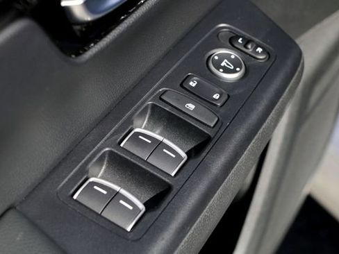 Used 2023 Honda CR-V EX-L image 22