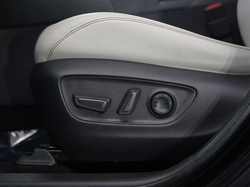 Used 2019 Toyota RAV4 Limited w/ Advanced Technology Package image 22