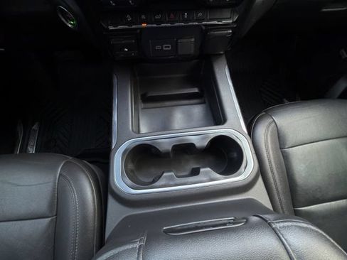 Used 2021 Chevrolet Silverado 1500 LT Trail Boss w/ Convenience Package II AWD/4WD image 24