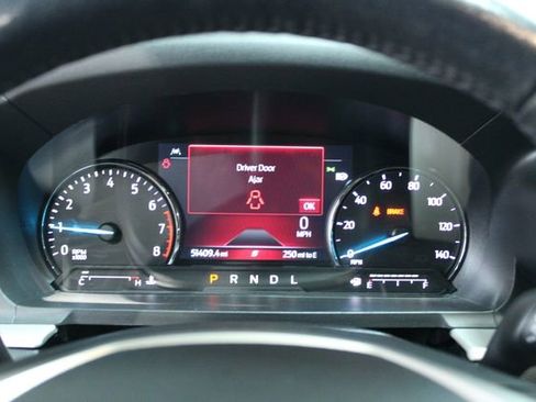 Used 2022 Ford Explorer XLT w/ Equipment Group 202A image 19