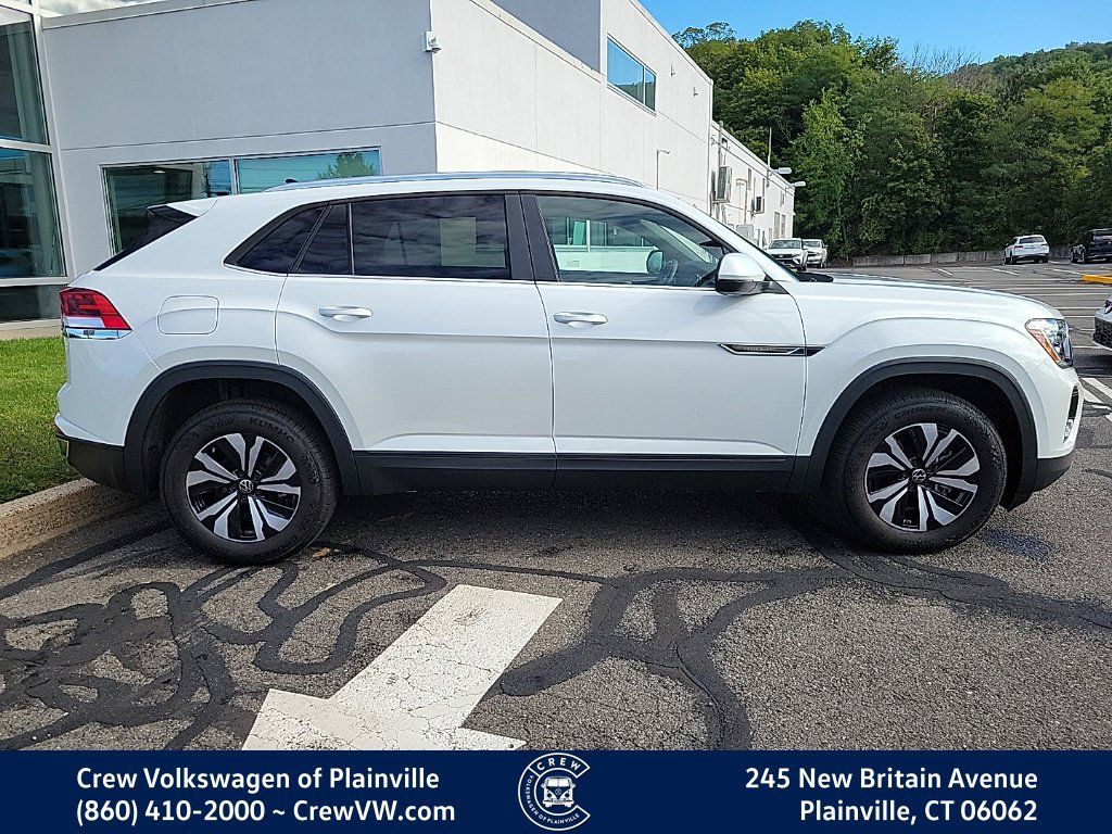 Certified 2026 Volkswagen Atlas Cross Sport SE AWD/4WD image 33