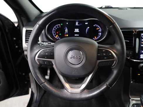 Used 2019 Jeep Grand Cherokee Altitude AWD/4WD image 23