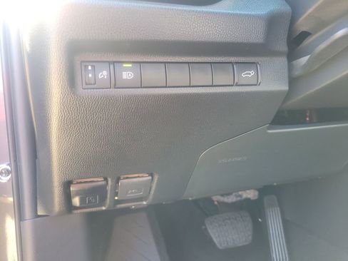 Used 2023 Toyota RAV4 XLE w/ Convenience Package image 34