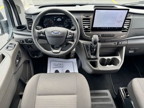 Used 2022 Ford Transit 350 XLT RWD image 19