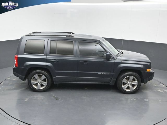 Used 2015 Jeep Patriot Sport w/ Power Value Group FWD image 16