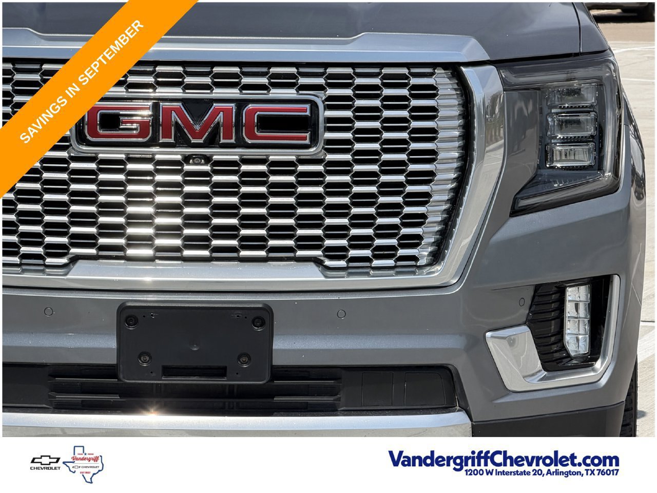 Used 2021 GMC Yukon Denali w/ Denali Premium Package AWD/4WD image 8