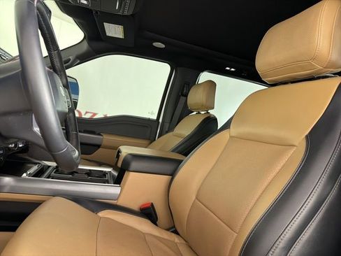 Used 2023 Ford F250 Lariat w/ Lariat Ultimate Package AWD/4WD image 11