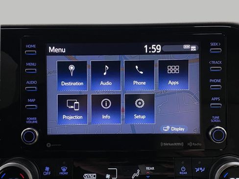 Used 2021 Toyota Highlander XLE image 23