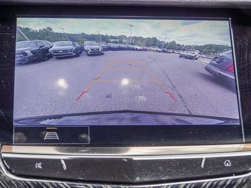 Used 2024 Cadillac XT6 Premium Luxury FWD image 30