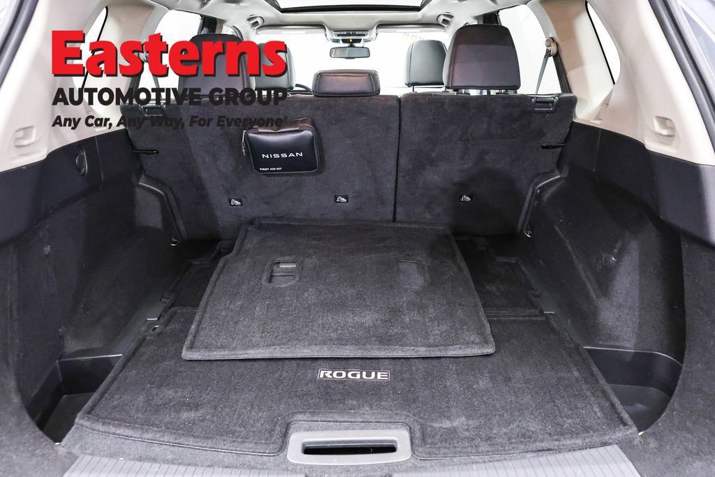 Used 2023 Nissan Rogue SL w/ SL Premium Package AWD/4WD image 11