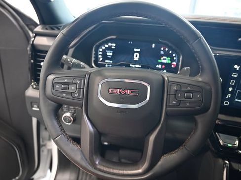 Used 2024 GMC Sierra 1500 AT4 w/ Technology Package AWD/4WD image 27