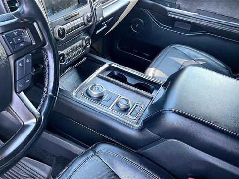 Used 2018 Ford Expedition Max Limited w/ Equipment Group 302A AWD/4WD image 8