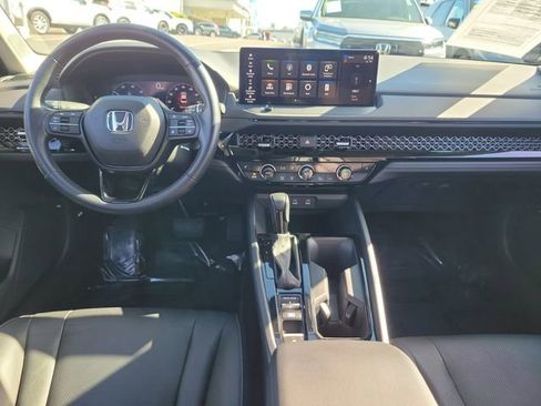 Used 2024 Honda Accord EX-L image 10