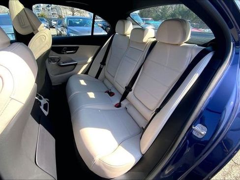Used 2025 Mercedes-Benz C 300 4MATIC Sedan image 17