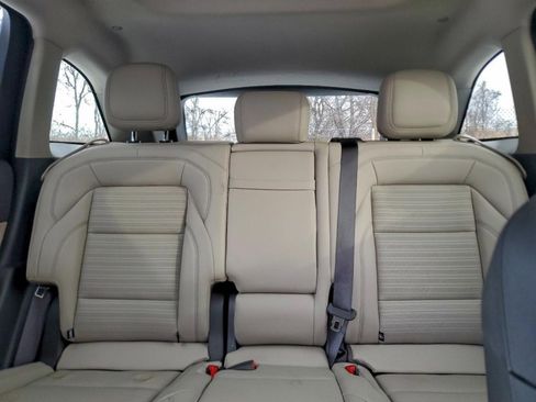 Used 2024 Lincoln Nautilus Reserve w/ Equipment Group 202A image 7