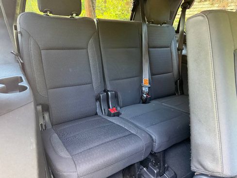 Used 2023 Chevrolet Tahoe LS RWD image 22