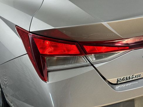 Used 2024 Hyundai Elantra SEL image 36