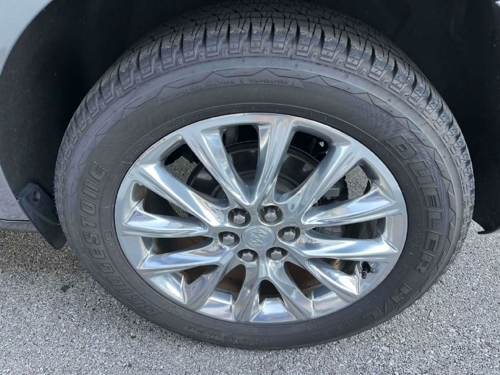Certified 2018 Buick Enclave Premium w/ Experience Buick Package FWD image 11