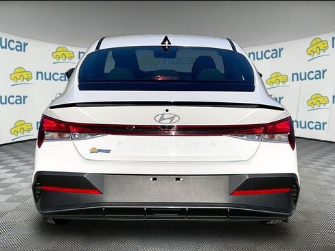 Used 2025 Hyundai Elantra Sport FWD image 5