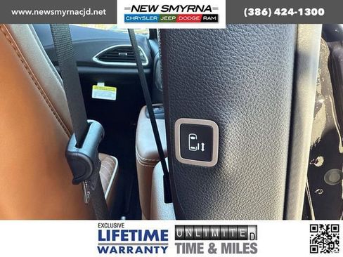 New 2026 Chrysler Pacifica Pinnacle image 20