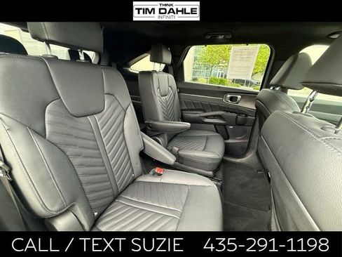 Used 2025 Kia Sorento SX Prestige AWD/4WD image 21