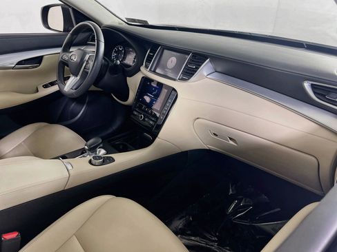 Used 2019 INFINITI QX50 Luxe AWD/4WD image 28