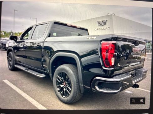 Used 2023 GMC Sierra 1500 Pro w/ Graphite Edition AWD/4WD image 2