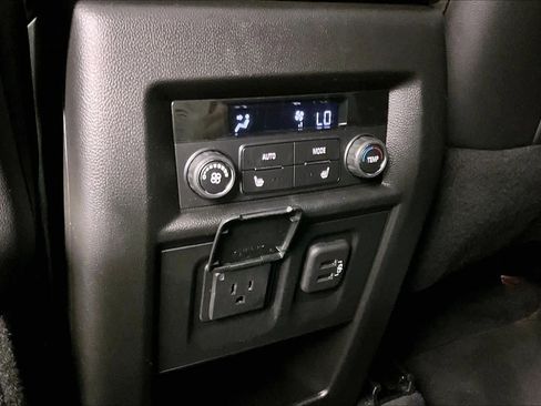 Certified 2023 Chevrolet Traverse High Country image 32