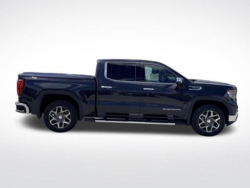 Used 2024 GMC Sierra 1500 SLT w/ SLT Premium Plus Package AWD/4WD image 8
