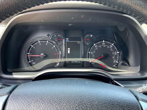 Used 2023 Toyota 4Runner SR5 Premium w/ Moonroof Package AWD/4WD image 26