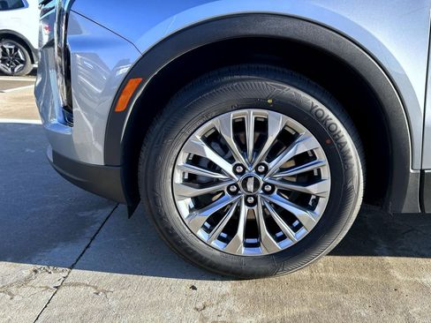 Used 2024 Cadillac XT4 Premium Luxury AWD/4WD image 22