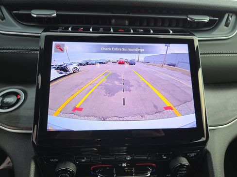 New 2025 Jeep Grand Cherokee L Limited w/ Trailer Tow Package image 12