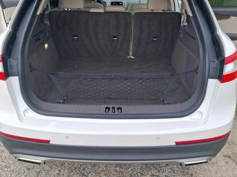 Used 2018 Lincoln MKX Reserve w/ Lincoln MKX Climate Package AWD/4WD image 12