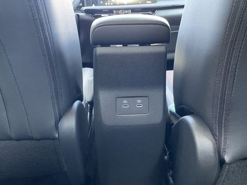 New 2026 Nissan Kicks SR image 18