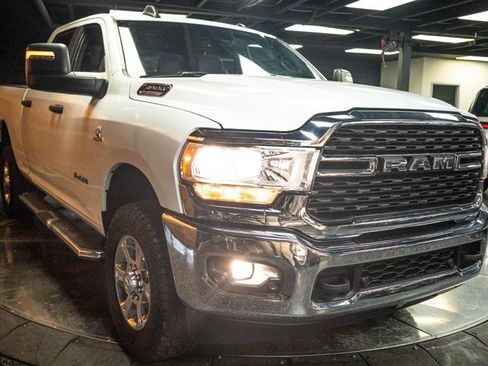 Used 2024 RAM 2500 Big Horn w/ Off Road Package AWD/4WD image 5