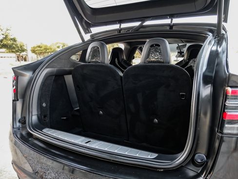 Used 2017 Tesla Model X 75D image 56